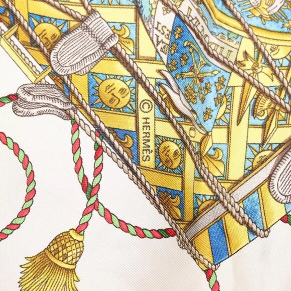 HERMES Carre 90 Scarf LES TAMBOURS Silk Red - Picture 8 of 9